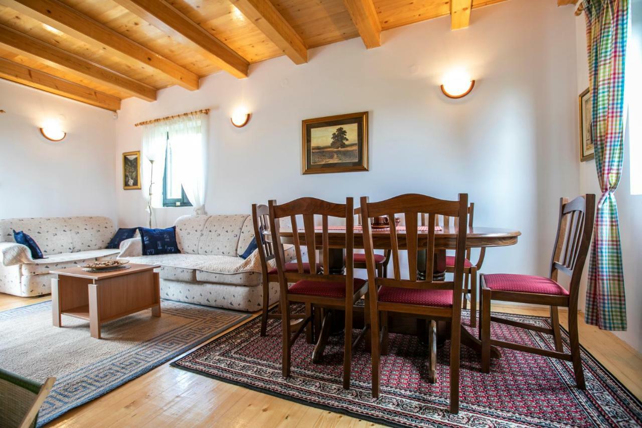 Guest House Holiday Žabljak Εξωτερικό φωτογραφία